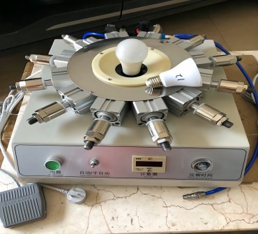 China LED E27 E14 B22 Bulb Cap Crimping Punching Tool Machine Factory